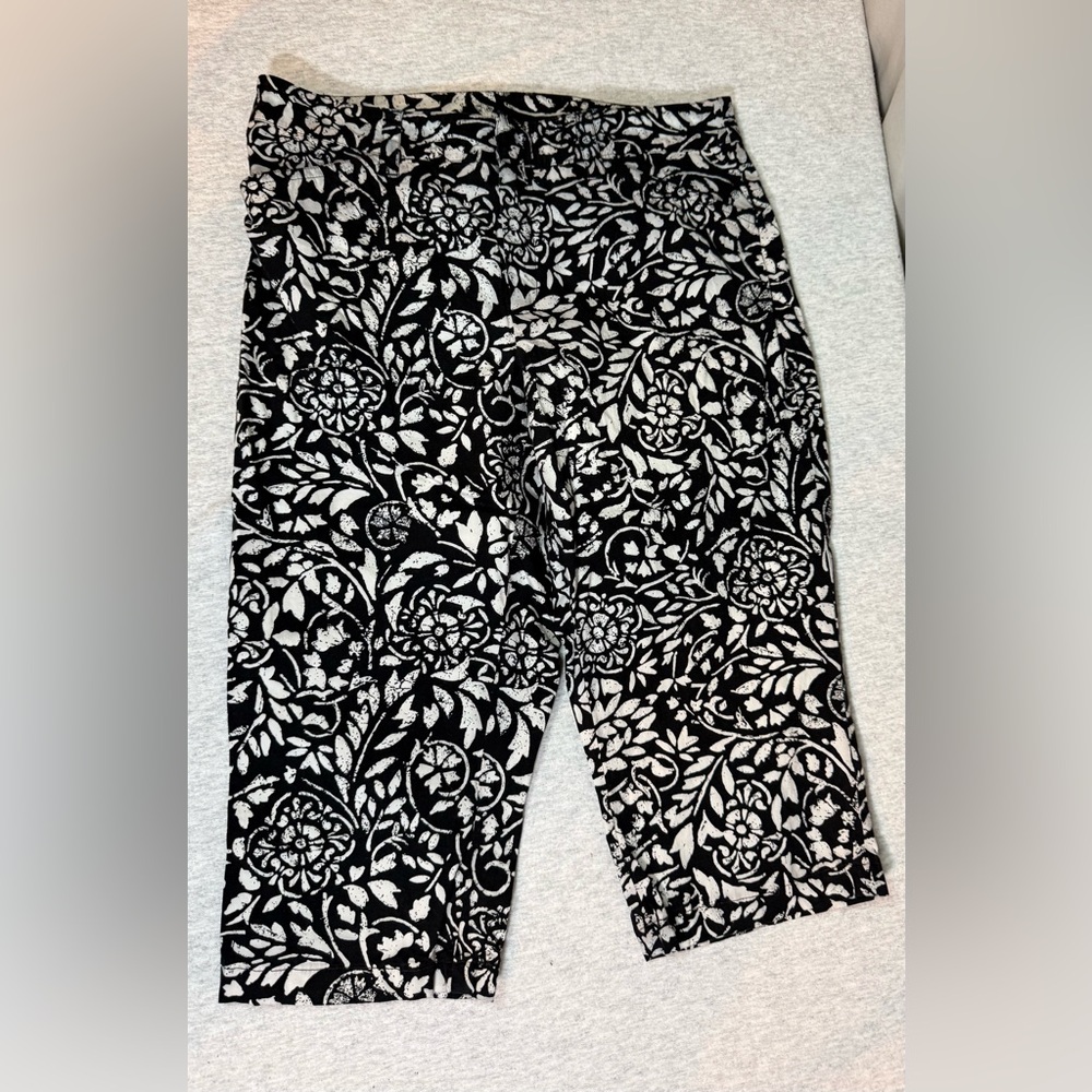 Vintage‎ Ralph Lauren Black & White Floral Capris 👖✨ 1990s / Early Y2K